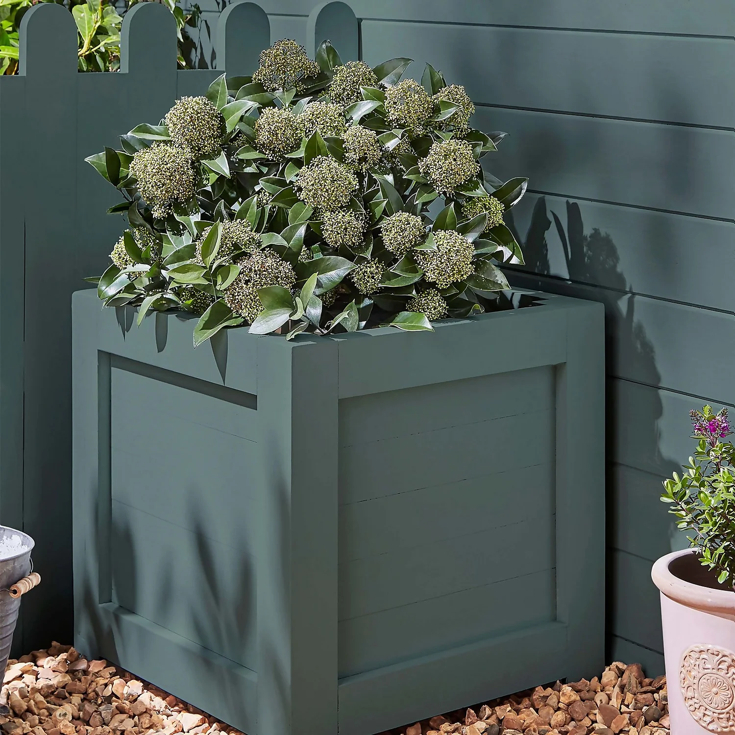 Laura Ashley Eggshell Garden Paint Fern - 2.5L 2 Laura Ashley Eggshell Garden Paint Fern - 2.5L - Image 2